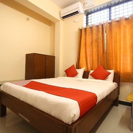 Oyo Flagship 30734 Jeevan Lodge Shimoga Extérieur photo