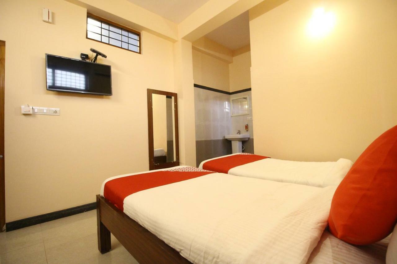 Oyo Flagship 30734 Jeevan Lodge Shimoga Extérieur photo