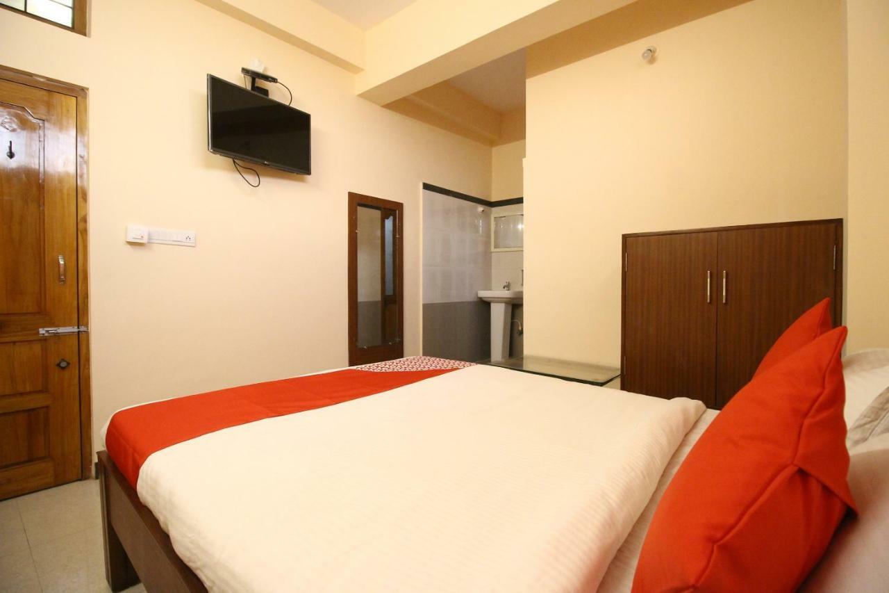Oyo Flagship 30734 Jeevan Lodge Shimoga Extérieur photo