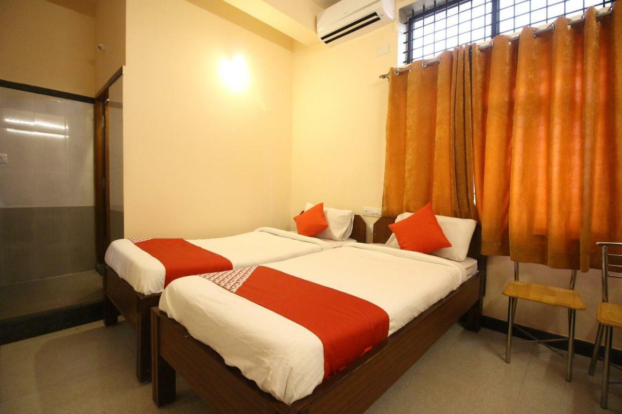 Oyo Flagship 30734 Jeevan Lodge Shimoga Extérieur photo